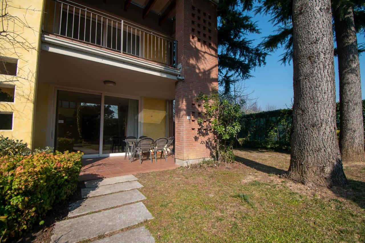 Lato Soleggiato @Gardazzurro Apartment Padenghe sul Garda Bagian luar foto