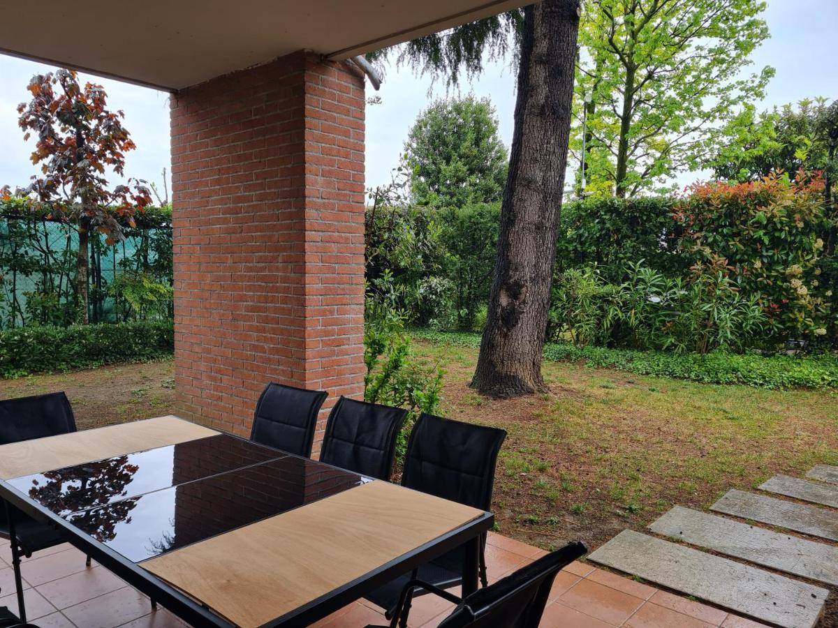 Lato Soleggiato @Gardazzurro Apartment Padenghe sul Garda Bagian luar foto